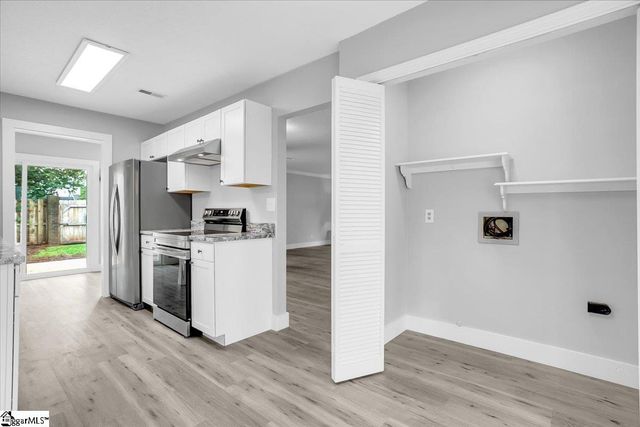 11 Forest Lake Drive, Simpsonville, SC 29681