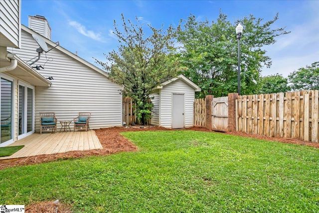 11 Forest Lake Drive, Simpsonville, SC 29681