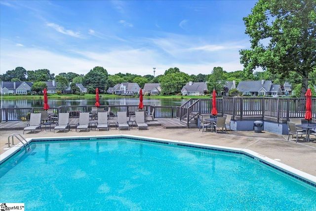 11 Forest Lake Drive, Simpsonville, SC 29681