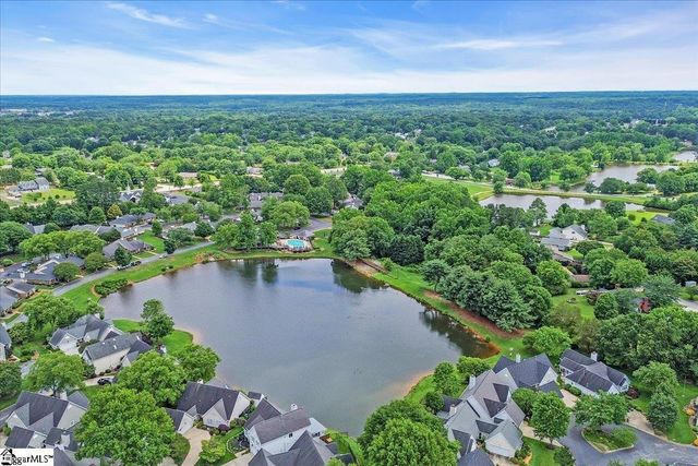 11 Forest Lake Drive, Simpsonville, SC 29681