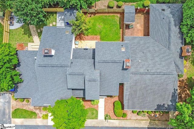 11 Forest Lake Drive, Simpsonville, SC 29681