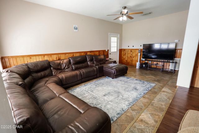 12708 NW Pea Ridge Road, Bristol, FL 32321