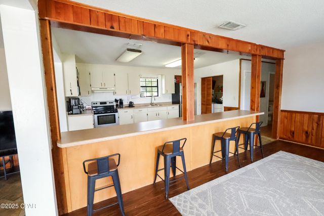 12708 NW Pea Ridge Road, Bristol, FL 32321