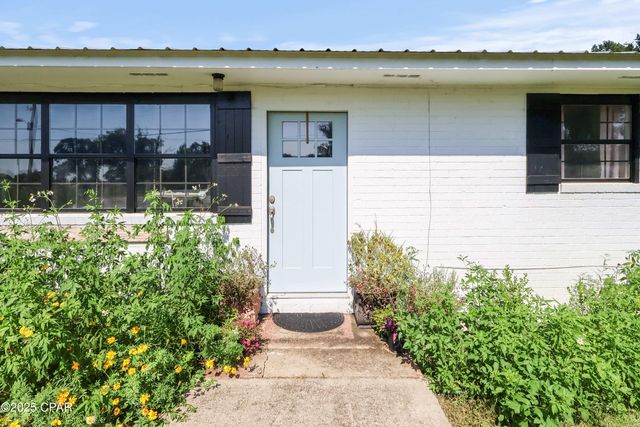 12708 NW Pea Ridge Road, Bristol, FL 32321