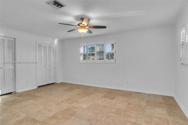 617 NE 2nd Place, Dania Beach, FL 33004
