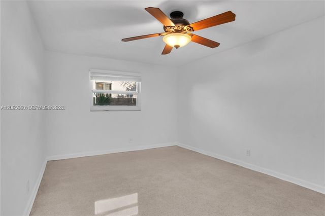 617 NE 2nd Place, Dania Beach, FL 33004