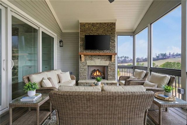 5352 Price Road, Gainesville, GA 30506