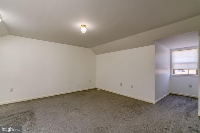 4 ACORN BLVD, Lancaster, PA 17602