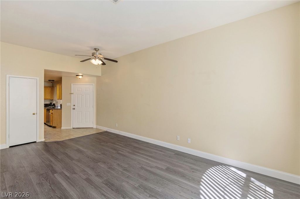 3125 North Buffalo Drive 2153, Las Vegas, NV 89128 — photo 5