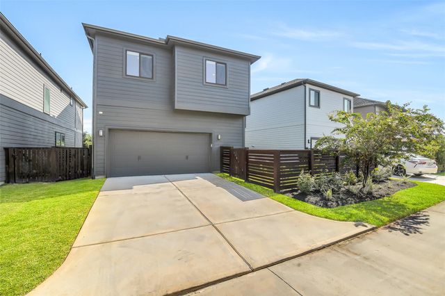 18651 Parkland Row Drive, Cypress, TX 77433