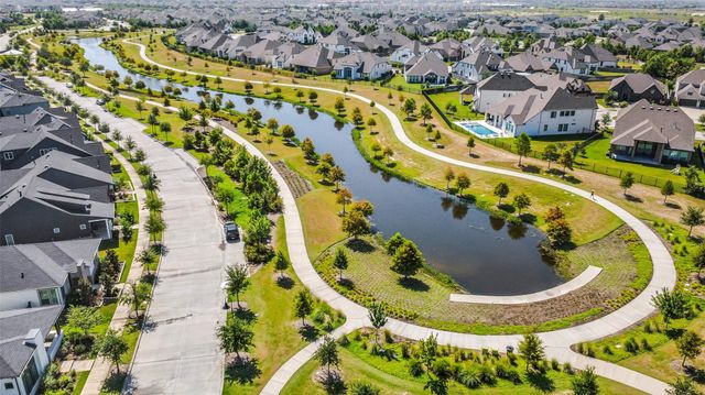 18651 Parkland Row Drive, Cypress, TX 77433