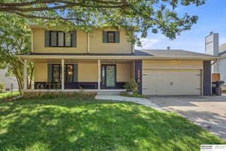 1212 Cedarwoods Drive, Papillion, NE 68046
