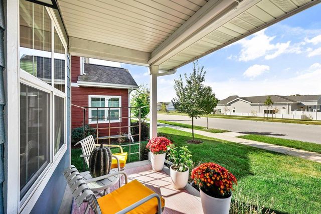 661 Burnt Sienna Drive, Middleton, WI 53562