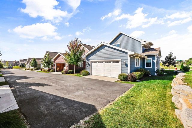 661 Burnt Sienna Drive, Middleton, WI 53562