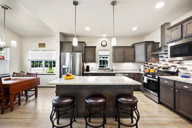 661 Burnt Sienna Drive, Middleton, WI 53562