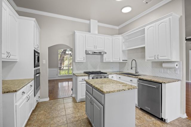 125 Ridgewood CV, Georgetown, TX 78633