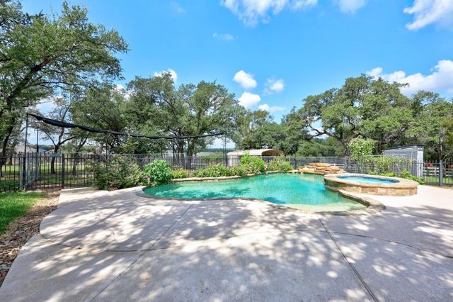 125 Ridgewood CV, Georgetown, TX 78633