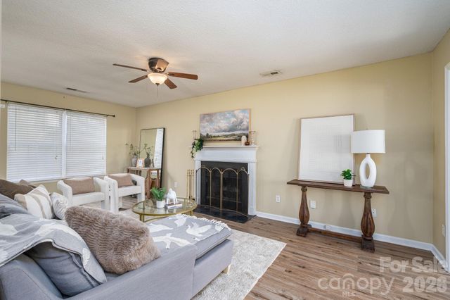 1434 Swaying Branch Lane, Clover, SC 29710