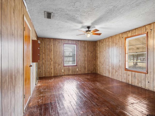 1176 FM 2088, Gilmer, TX 75644