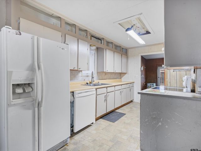 1176 FM 2088, Gilmer, TX 75644