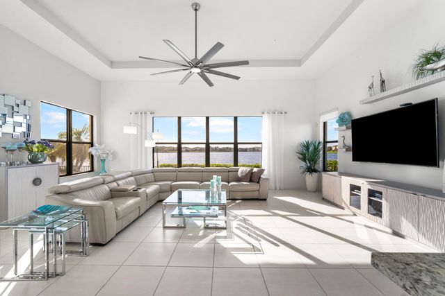 8681 Waterview Terrace, Parkland, FL 33076