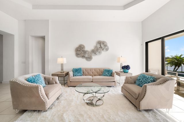 8681 Waterview Terrace, Parkland, FL 33076