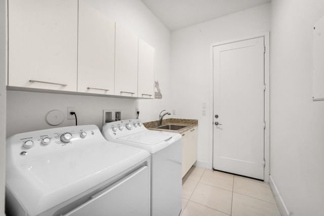 8681 Waterview Terrace, Parkland, FL 33076