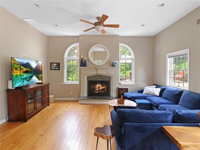 26 Van Nostrand Place, Nanuet, NY 10954