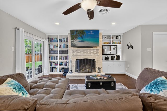 9834 Windledge Drive, Dallas, TX 75238