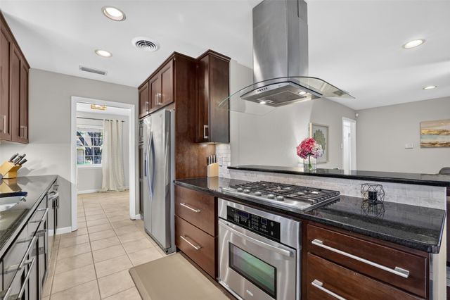 9834 Windledge Drive, Dallas, TX 75238