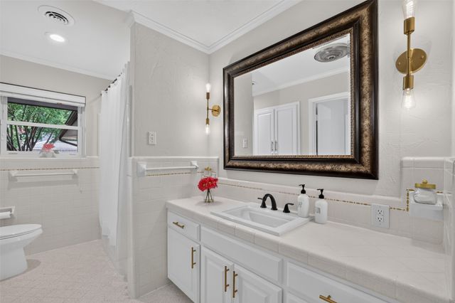 9834 Windledge Drive, Dallas, TX 75238