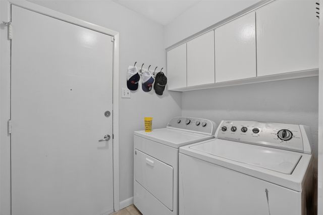 9834 Windledge Drive, Dallas, TX 75238