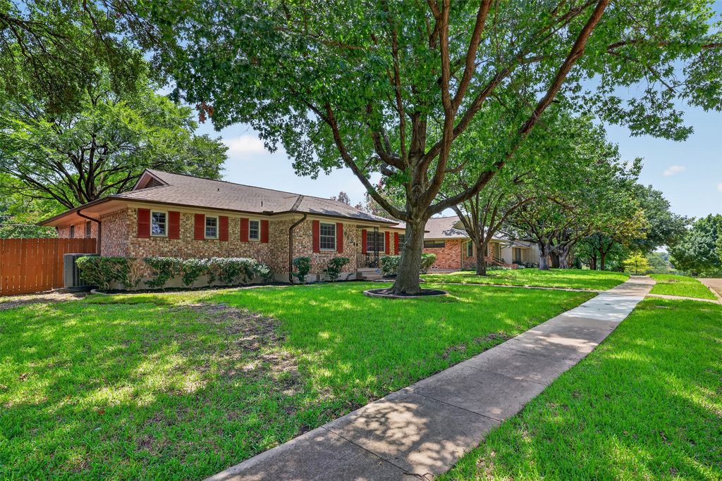 9834 Windledge Drive, Dallas, TX 75238