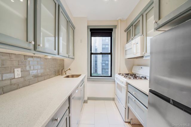 98-33 64th Avenue 1D, Rego Park, NY 11347