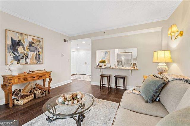 1800 Clairmont Lake, Decatur, GA 30033