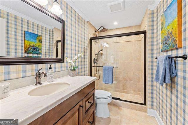 1800 Clairmont Lake, Decatur, GA 30033