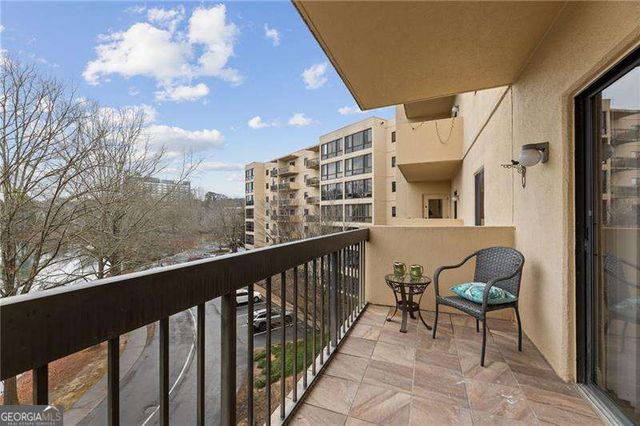 1800 Clairmont Lake, Decatur, GA 30033