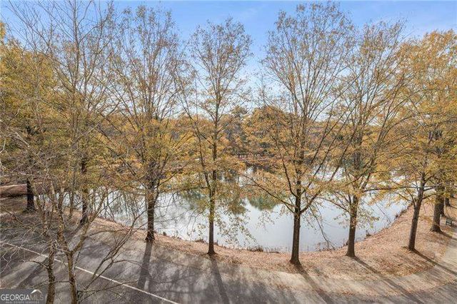 1800 Clairmont Lake, Decatur, GA 30033