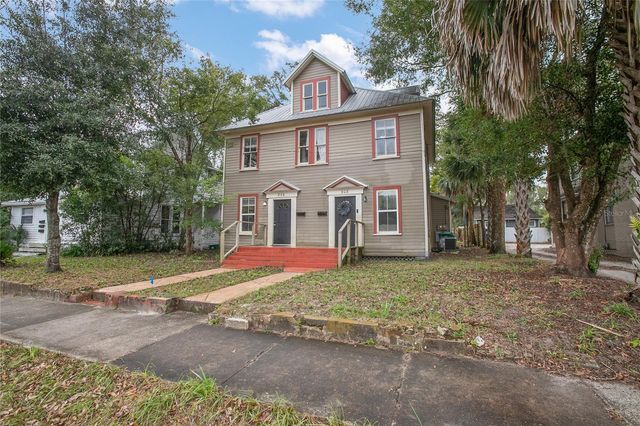 206 W WISCONSIN AVENUE, Deland, FL 32720