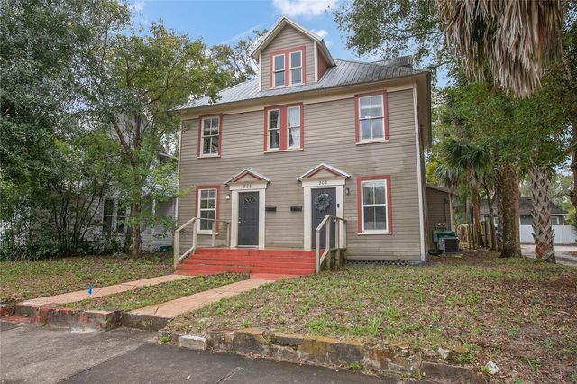 206 W WISCONSIN AVENUE, Deland, FL 32720