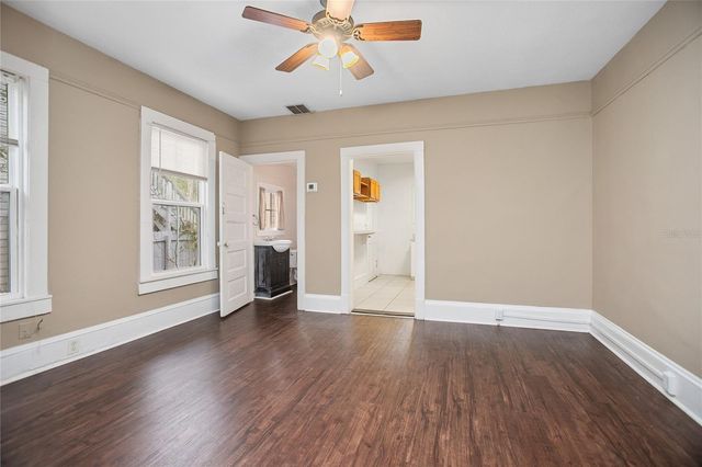 206 W WISCONSIN AVENUE, Deland, FL 32720