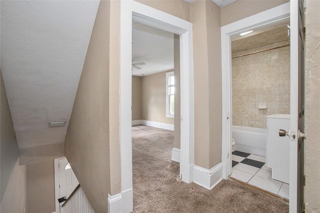 206 W WISCONSIN AVENUE, Deland, FL 32720