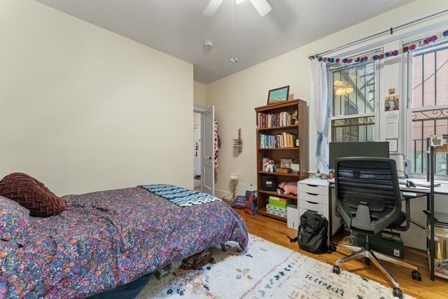 238 S Huntington Ave 5, Boston, MA 02130