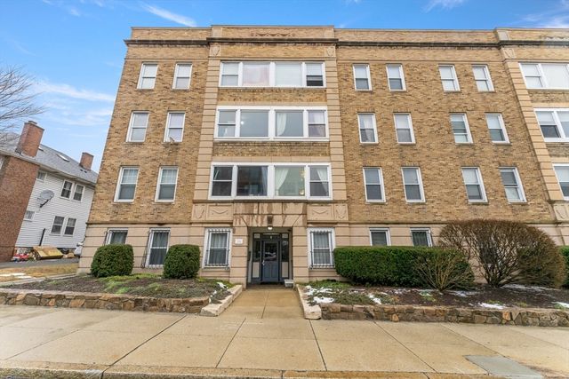 238 S Huntington Ave 5, Boston, MA 02130