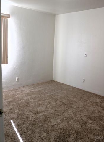 648 Jackson St, Pueblo, CO 81004