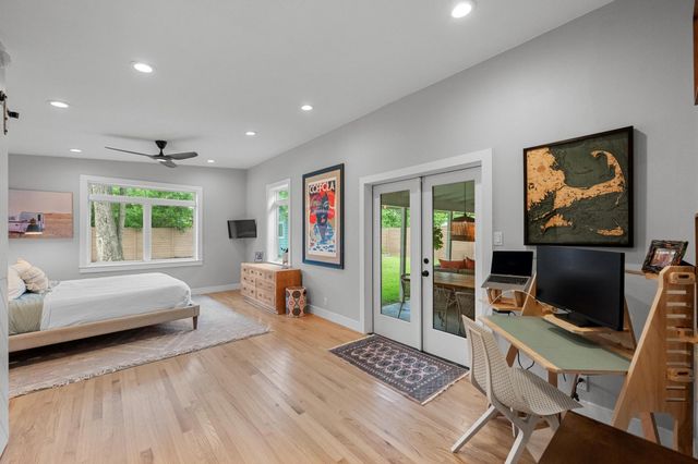 5008 W Frances PL, Austin, TX 78731