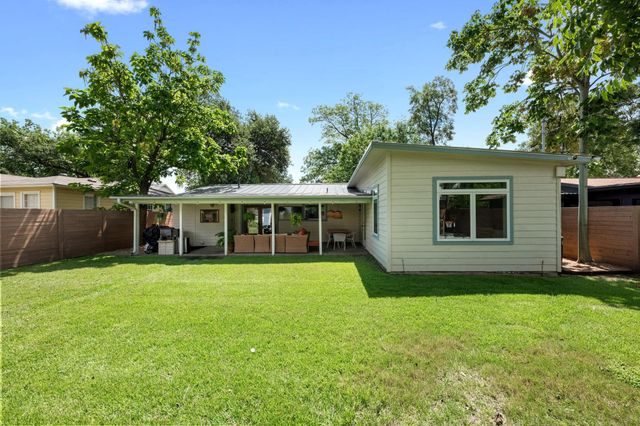 5008 W Frances PL, Austin, TX 78731