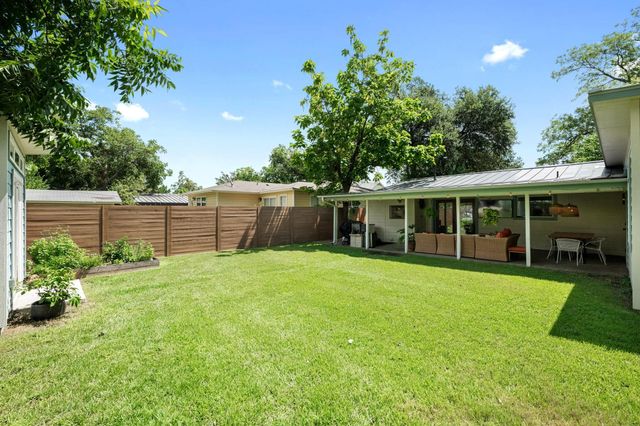 5008 W Frances PL, Austin, TX 78731