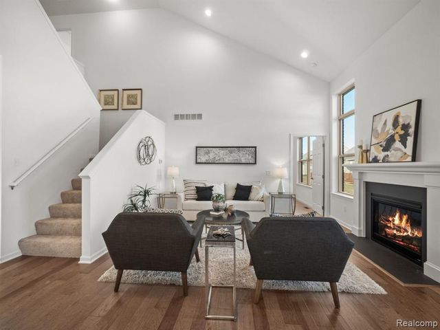 20787 Burn Drive, Macomb, MI 48044