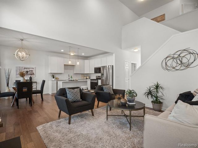 20787 Burn Drive, Macomb, MI 48044